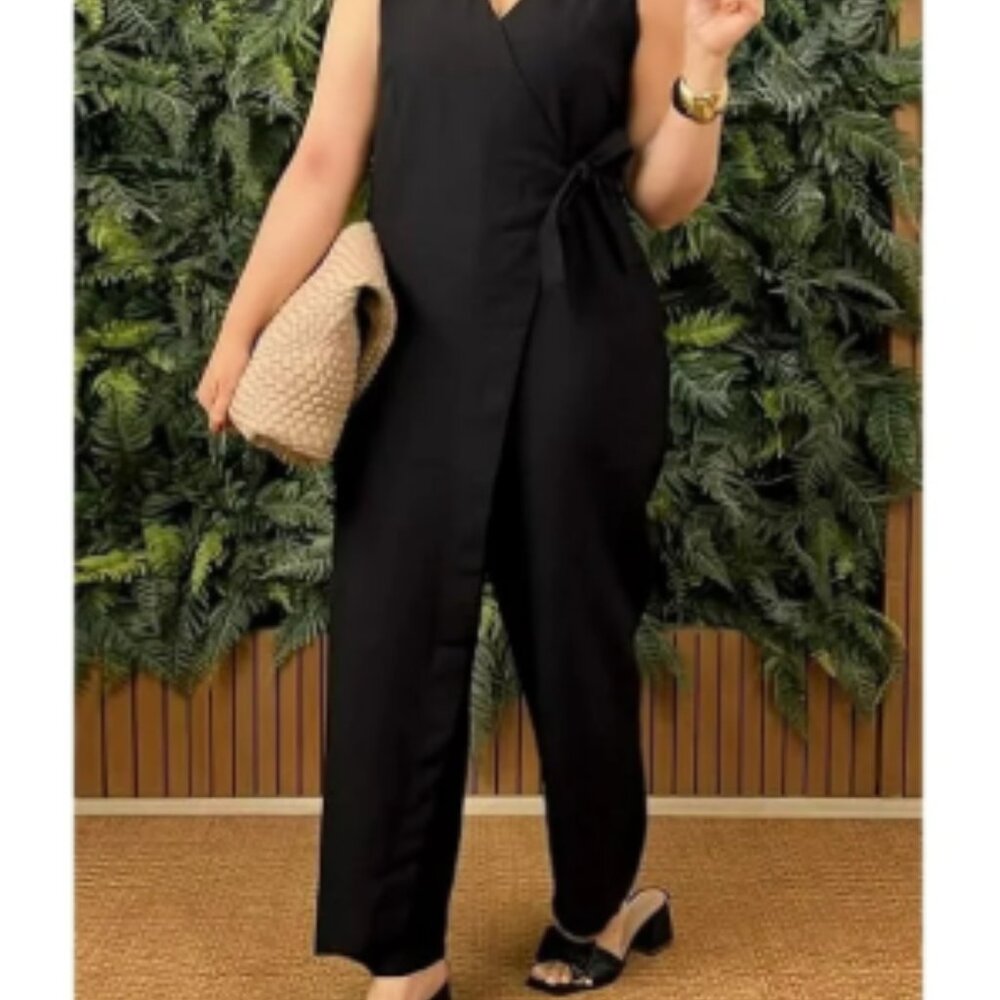 WOMEN'S CASUAL V-NECK CROSS STRAP JUMPSUIT - NWT